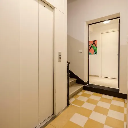 Colonna Bologna, Under The Two Towers * 博洛尼亚