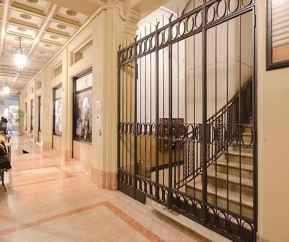 شقة Colonna Bologna, Under The Two Towers *