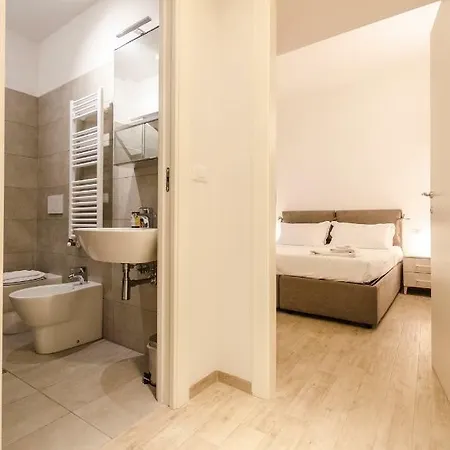 Lejlighed Colonna Bologna, Under The Two Towers *