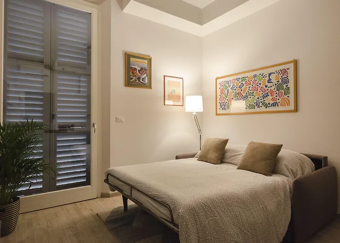 Colonna Bologna, Under The Two Towers 아파트