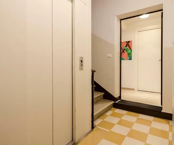 Colonna Bologna, Under The Two Towers * 볼로냐