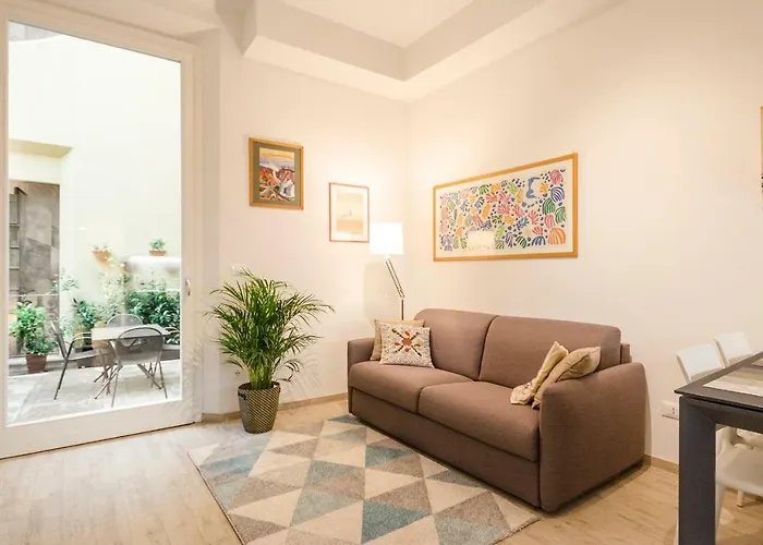 Colonna Bologna, Under The Two Towers * 볼로냐