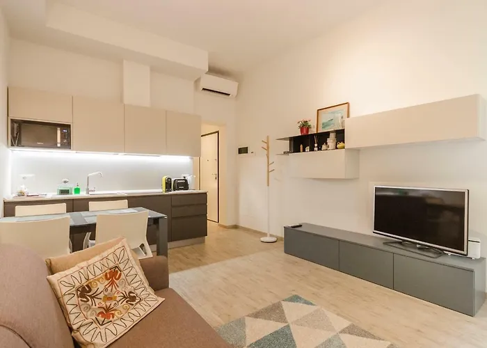 Colonna Bologna, Under The Two Towers 아파트 *